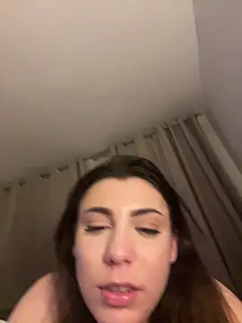 Natasha Cameron22 online show from 04.04.26