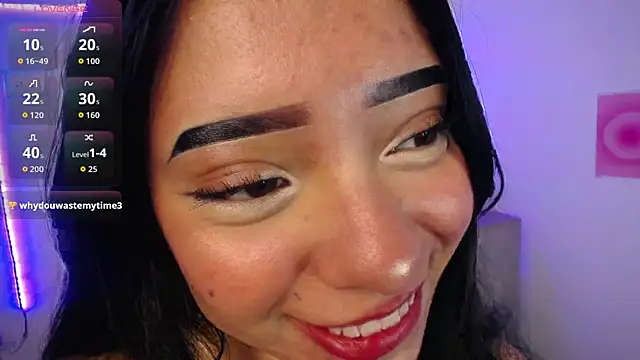 Snapshot of Emilybutterfly1 chatting on 09.12.25 Emilybutterfly1 online show from 09.12.25