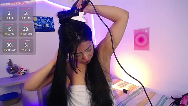 Snapshot of Emilybutterfly1 chatting on 09.18.25 Emilybutterfly1 online show from 09.18.25