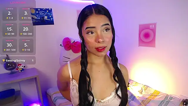 Snapshot of Emilybutterfly1 chatting on 09.21.25 Emilybutterfly1 online show from 09.21.25