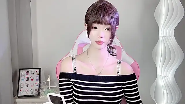 Snapshot of Gogo-888 chatting on 09.24.25 Gogo-888 online show from 09.24.25