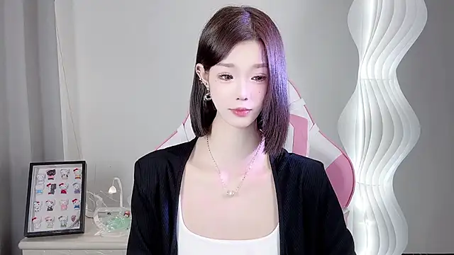 Snapshot of Gogo-888 chatting on 10.03.25 Gogo-888 online show from 10.03.25