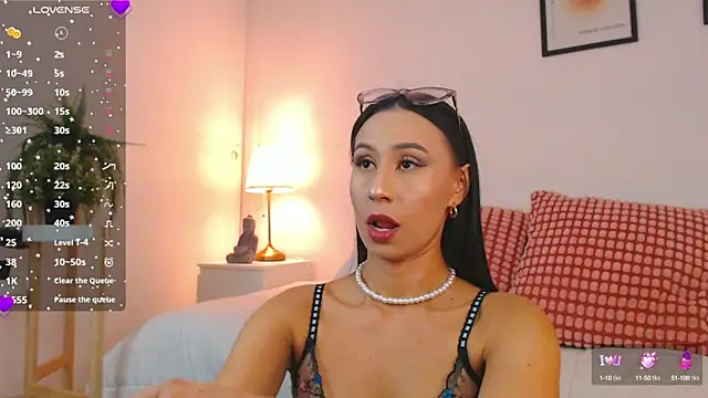 Valen ross  online show from 09.12.25