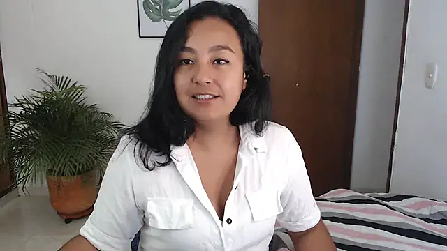 Snapshot of Themagicpotion chatting on 05.26.26 Themagicpotion online show from 05.26.26