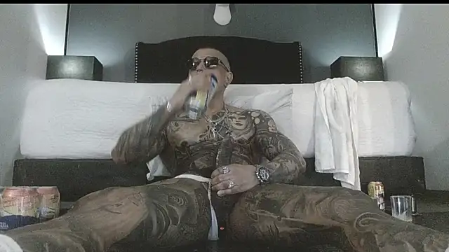 danilog515 online show from 09.29.25