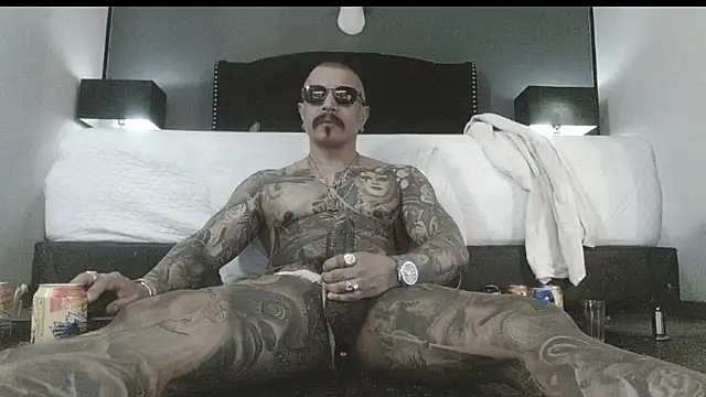 danilog515 online show from 11.09.25