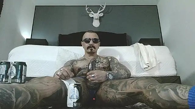 danilog515 online show from 04.10.26