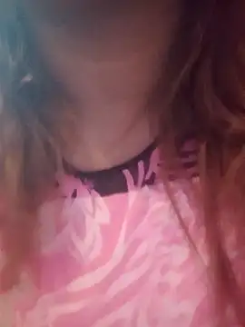 Snapshot of Maya-Moon chatting on 10.11.25 Maya-Moon online show from 10.11.25