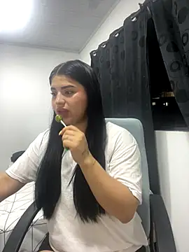 pareja curiosa19 online show from 12.05.25