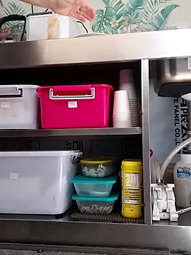 Snapshot of emiliemilf chatting on 10.23.25 emiliemilf online show from 10.23.25