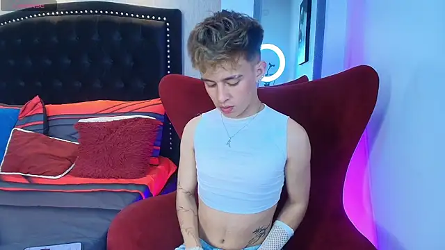 LiamWildx20 online show from 09.26.25