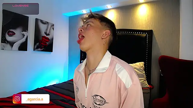 LiamWildx20 online show from 03.15.26