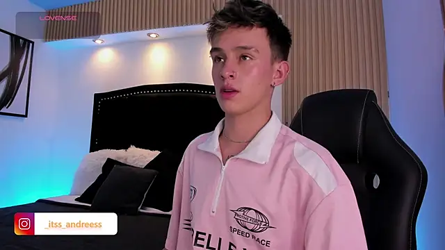 LiamWildx20 online show from 07.08.26