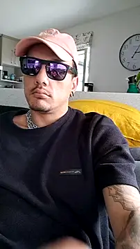 Snapshot of TAIZ69WORLD chatting on 09.18.25 TAIZ69WORLD online show from 09.18.25