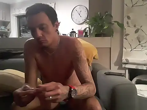 Snapshot of TAIZ69WORLD chatting on 10.23.25 TAIZ69WORLD online show from 10.23.25