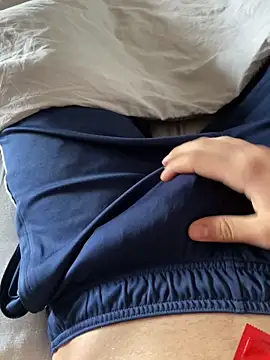 maxvlcn online show from 10.15.25