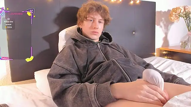 RobFavorite1 online show from 01.08.26