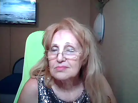 Snapshot of Margo_Sweety chatting on 03.16.25 Margo Sweety online show from 03.16.25