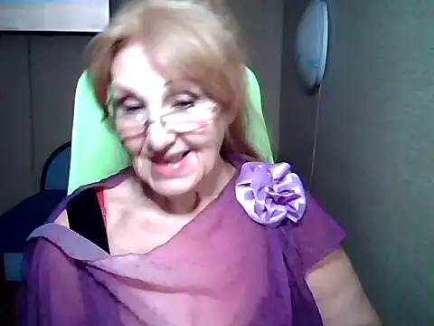 Snapshot of Margo_Sweety chatting on 03.18.25 Margo Sweety online show from 03.18.25