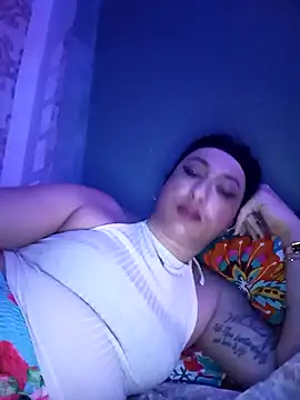 Snapshot of Dissa28 chatting on 09.29.25 Dissa28 online show from 09.29.25