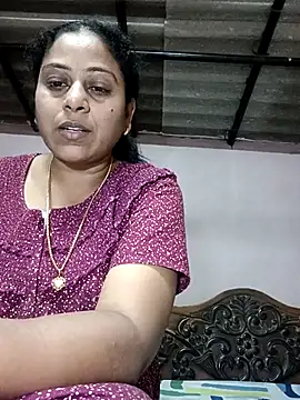 Snapshot of JENNIFERtamil chatting on 02.20.26 JENNIFERtamil online show from 02.20.26