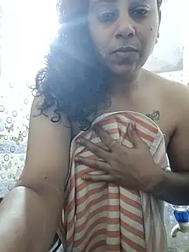 Snapshot of JENNIFERtamil chatting on 06.03.26 JENNIFERtamil online show from 06.03.26