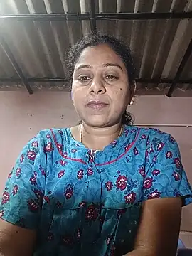 Snapshot of JENNIFERtamil chatting on 06.05.26 JENNIFERtamil online show from 06.05.26