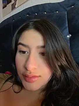Snapshot of andrea_gomes_ chatting on 05.16.26 andrea gomes online show from 05.16.26