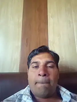 johnny8731 online show from 04.12.26