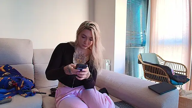 tattoobbgirl online show from 01.19.26