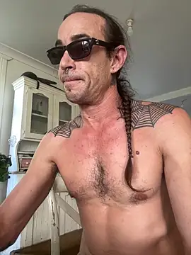 mastertittiefkr online show from 11.25.25