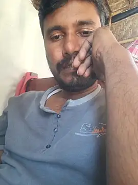 Snapshot of hot_integer chatting on 10.14.25 hot integer online show from 10.14.25