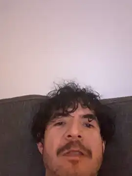 Snapshot of VicS119717 chatting on 03.19.25 VicS119717 online show from 03.19.25