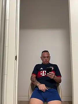 mateocali25 online show from 05.18.26