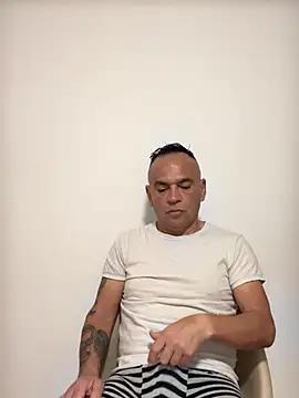 mateocali25 online show from 05.23.26