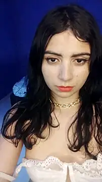 marina huerta03 online show from 12.15.25