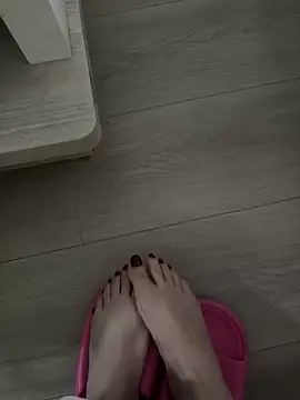 Snapshot of BlushDoll chatting on 11.13.25 BlushDoll online show from 11.13.25