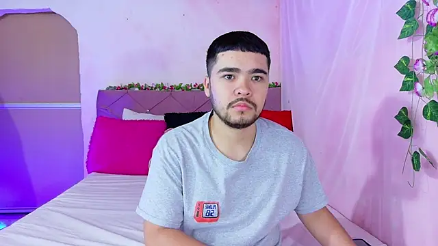  mia and mike  online show from 10.14.25