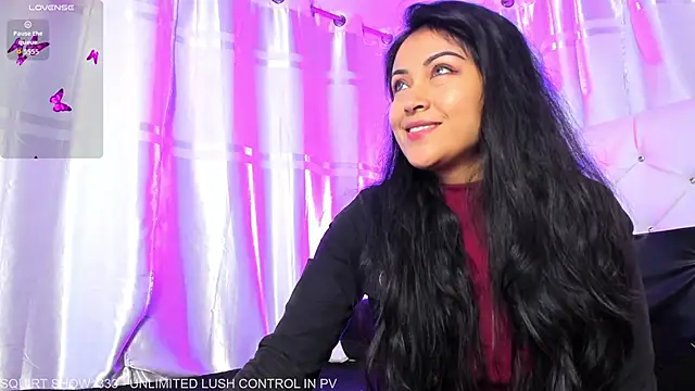 Snapshot of Riley_Black chatting on 09.29.25 Riley Black online show from 09.29.25