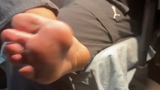 Max 965 online show from 12.21.25