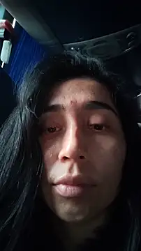 Snapshot of Elowyn chatting on 10.27.25 Elowyn online show from 10.27.25