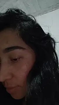 Elowyn online show from 11.21.25