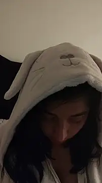 Elowyn online show from 11.30.25