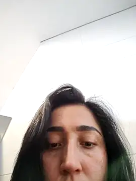 Elowyn online show from 03.31.26