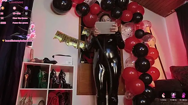  LuanaDabbraccio online show from 04.30.26