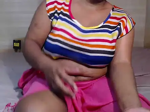 Snapshot of LovJenny chatting on 10.22.25 LovJenny online show from 10.22.25