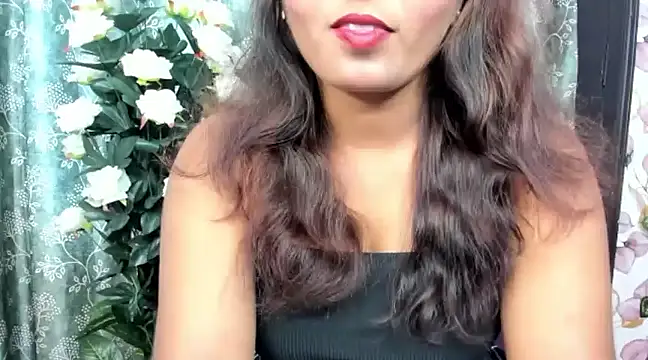 Snapshot of Sexy_Charuu chatting on 03.23.25 Sexy Charuu online show from 03.23.25