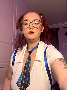 Ms Lunar-Lust online show from 10.26.25