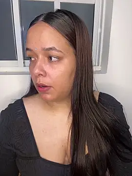 Snapshot of Deepika_padukoneNisha chatting on 10.10.25 Deepika padukoneNisha online show from 10.10.25