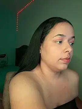 Snapshot of Deepika_padukoneNisha chatting on 02.05.26 Deepika padukoneNisha online show from 02.05.26